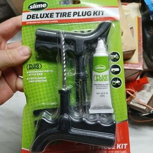 Slime Deluxe Tire Plug Kit - Black